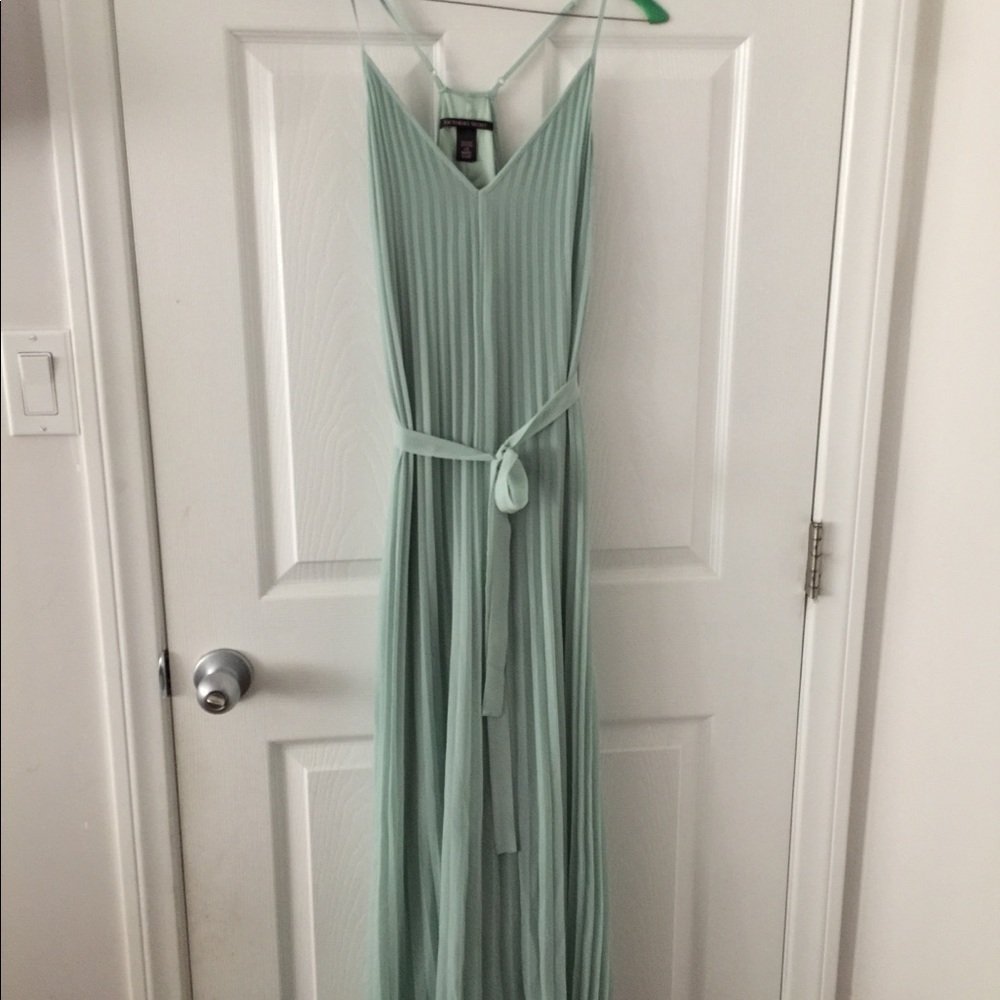 Long light green maxi dress